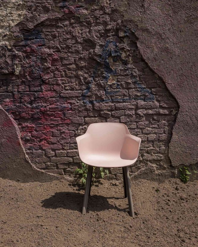 vank_loria_outdoor_chair_pink_3.jpg