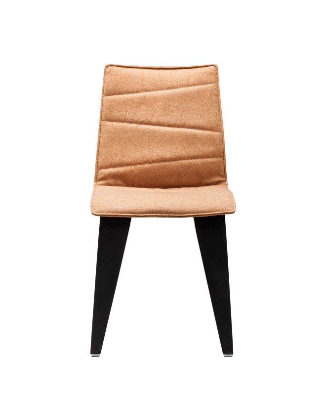 pg300130-upholstered-chair-vank-pigi-2.jpg