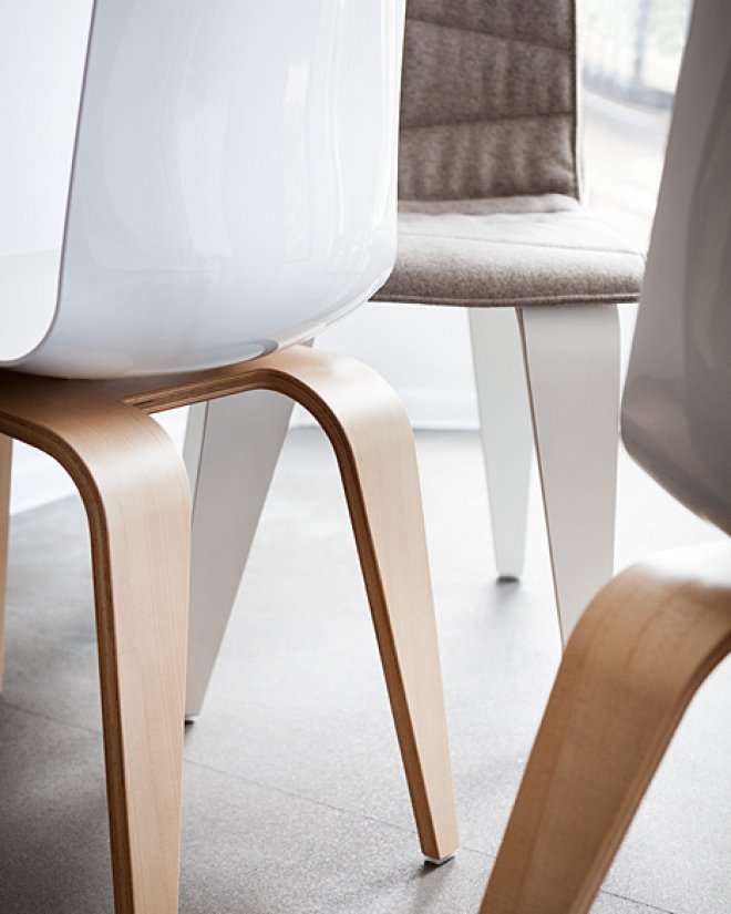 vank-pigi-chair-plywood-detail-3.jpg